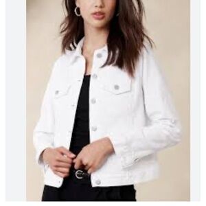 AC-3998 Rhinestone Center Button Up White Denim Jacket size M